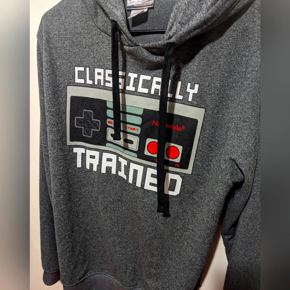 Nintendo entertainment systems hoodie size M/M